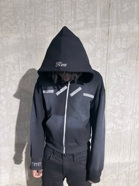 "rest" zip up