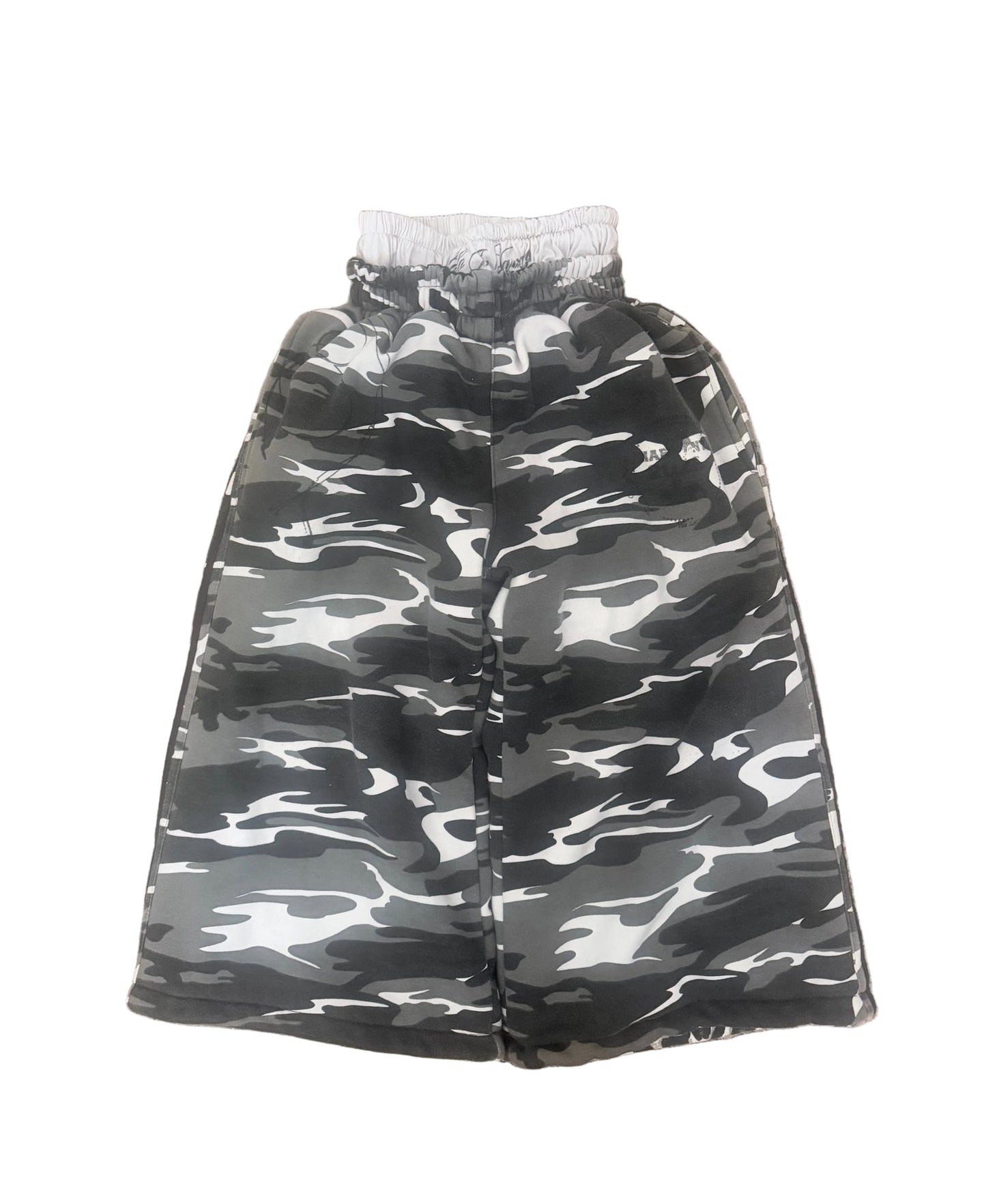 leopard + camo sweatshorts (reversible)