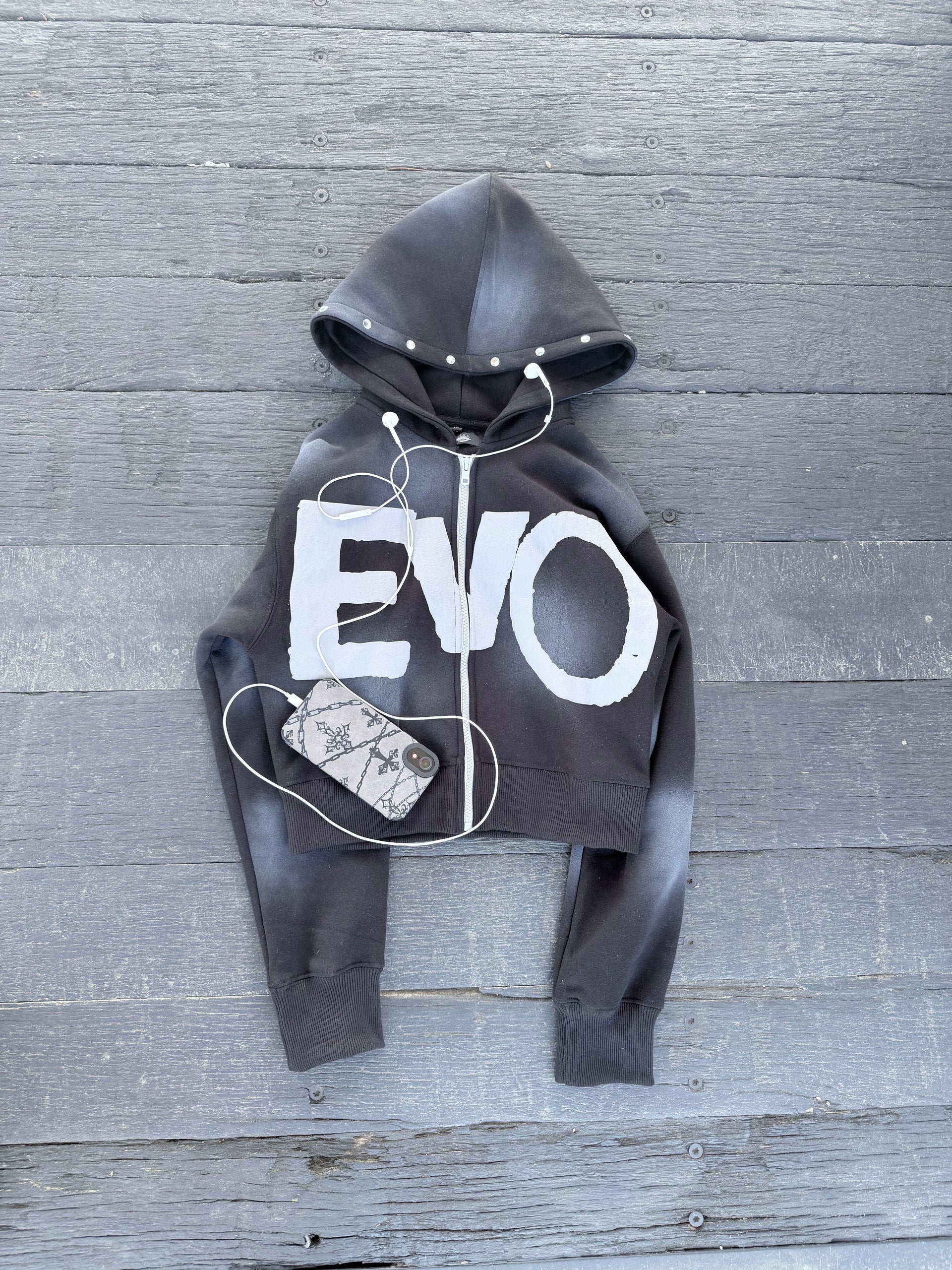 "evo" cropped zip up (preorder)